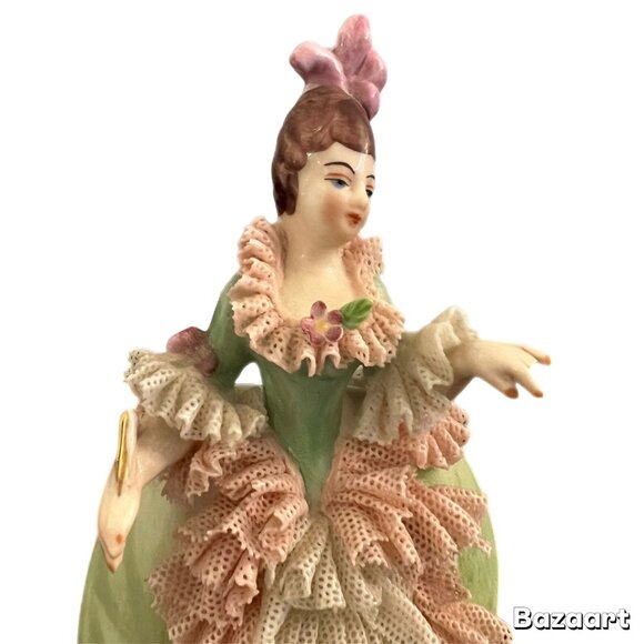 Antique Dresden Gerold Bavaria Victorian Woman Figurine With Lace Dress - Picture 3 of 6